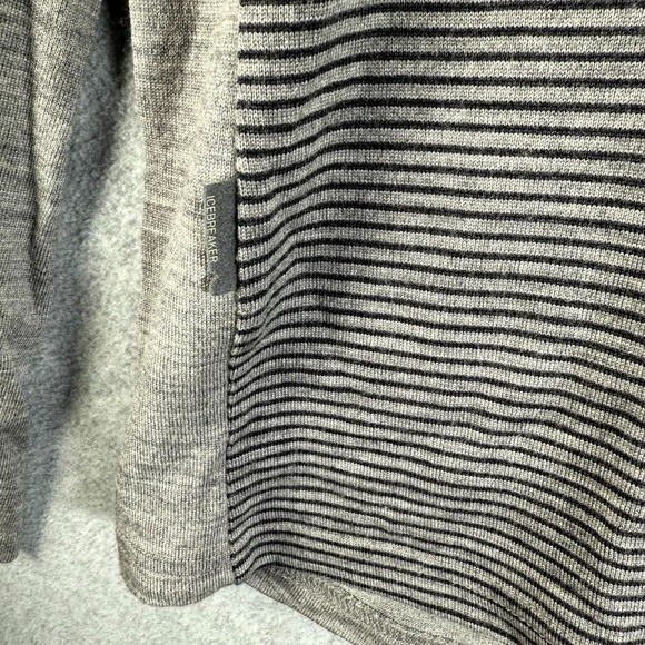 Icebreaker Shirt Mens Medium Gray Striped Bodyfit 260 Merino Thumb Hole Sleeve - Picture 5 of 10